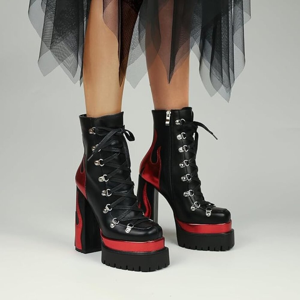 Women’s silver flames printing high-heeled